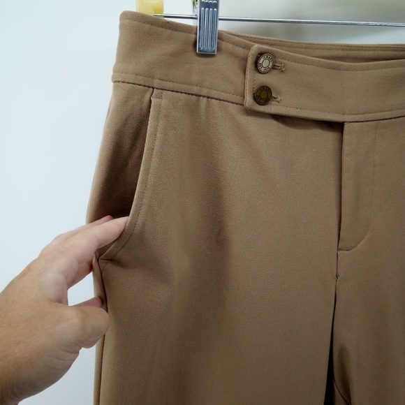 NWT CHAPS Slimming Fit Crop Tan Khaki Pants 10 Summer Spring Work Cotton Blend - Picture 7 of 10